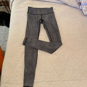 Lulu Lemon leggings low rise